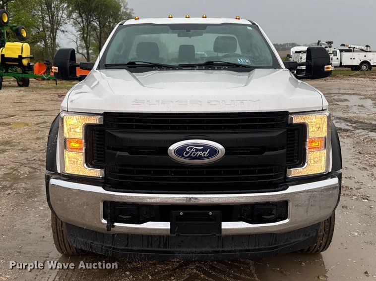 image for item EF2474 2018 Ford F550 Super Duty utility / service truck