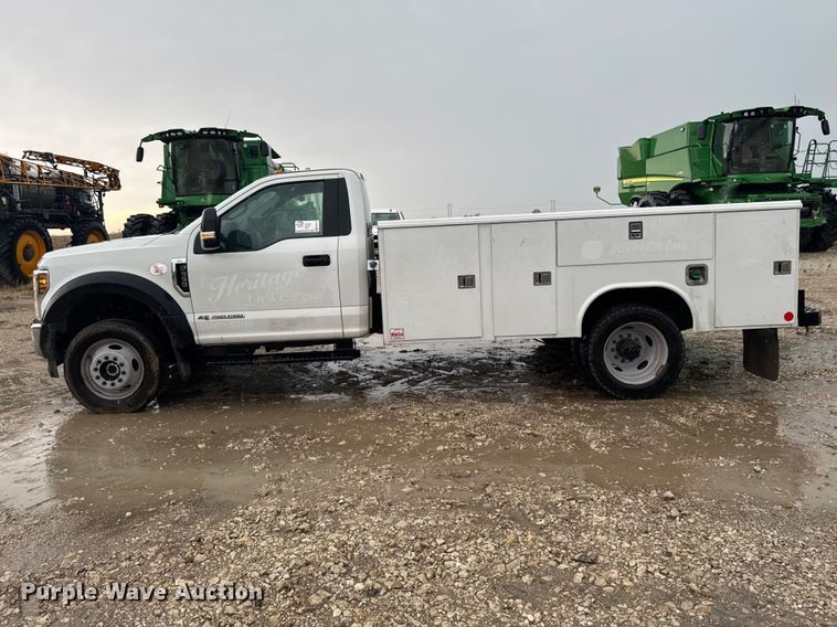 image for item EF2474 2018 Ford F550 Super Duty utility / service truck
