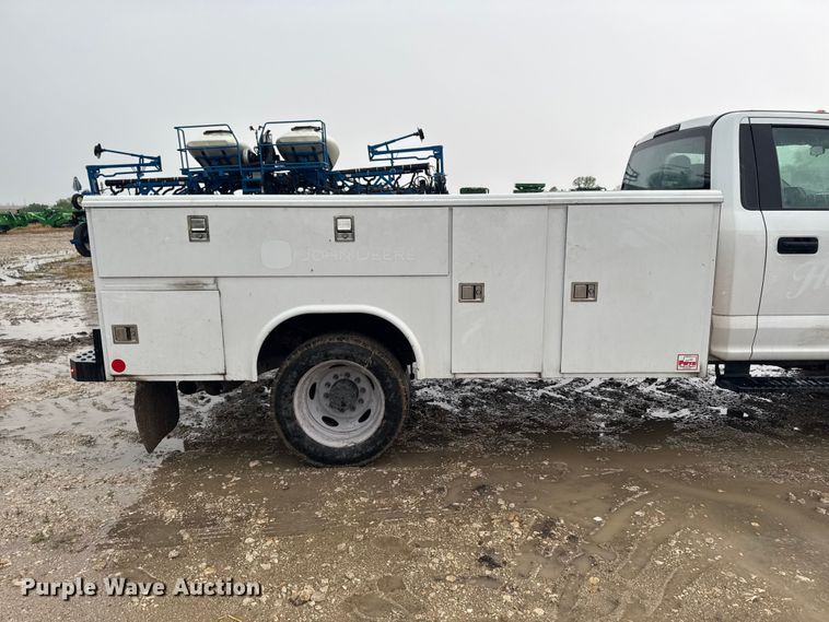image for item EF2474 2018 Ford F550 Super Duty utility / service truck