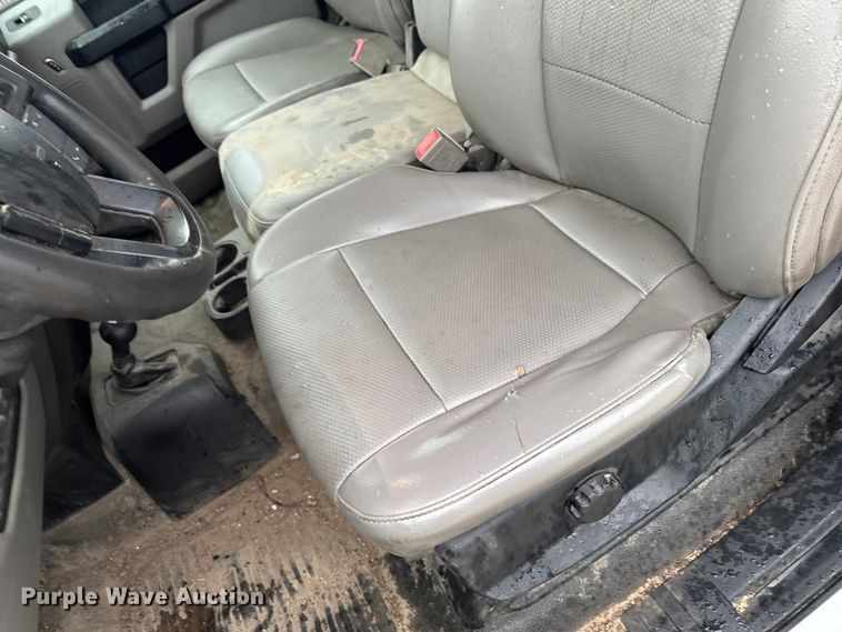 image for item EF2474 2018 Ford F550 Super Duty utility / service truck