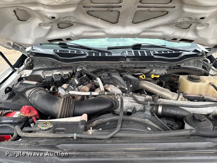 image for item EF2474 2018 Ford F550 Super Duty utility / service truck