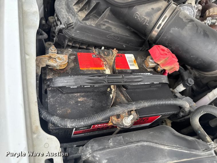 image for item EF2474 2018 Ford F550 Super Duty utility / service truck