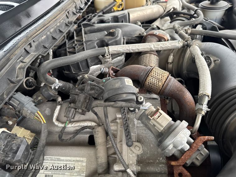 image for item EF2474 2018 Ford F550 Super Duty utility / service truck