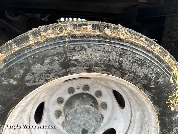 image for item EF2474 2018 Ford F550 Super Duty utility / service truck