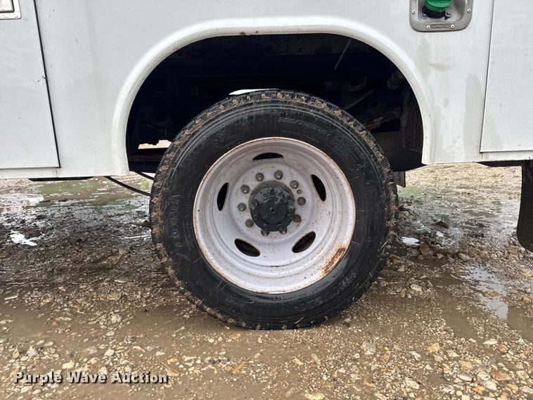image for item EF2474 2018 Ford F550 Super Duty utility / service truck