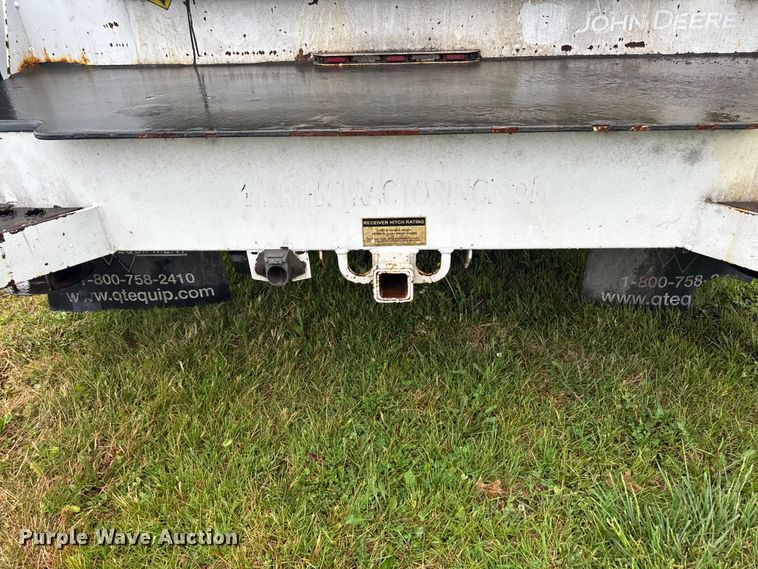 image for item EF2475 2014 Ford F550 Super Duty utility / service truck