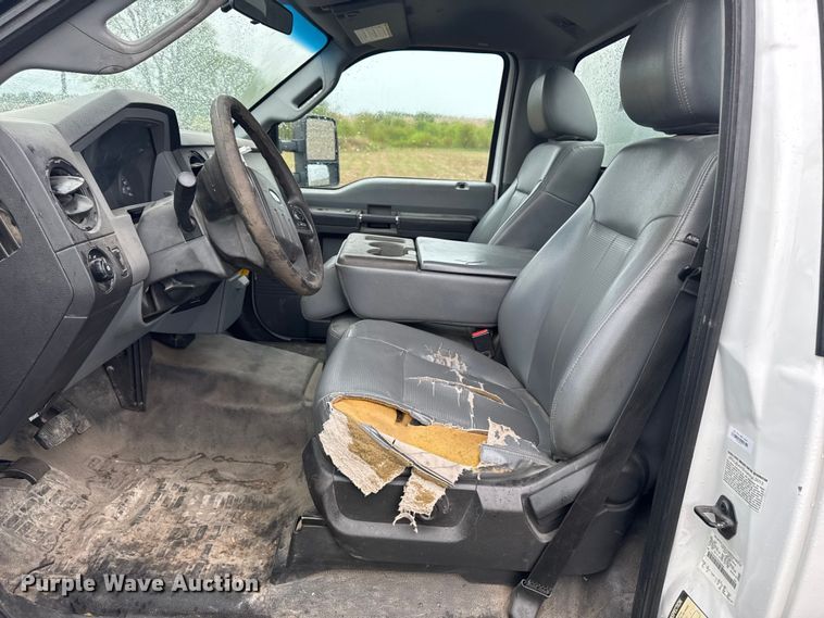 image for item EF2475 2014 Ford F550 Super Duty utility / service truck