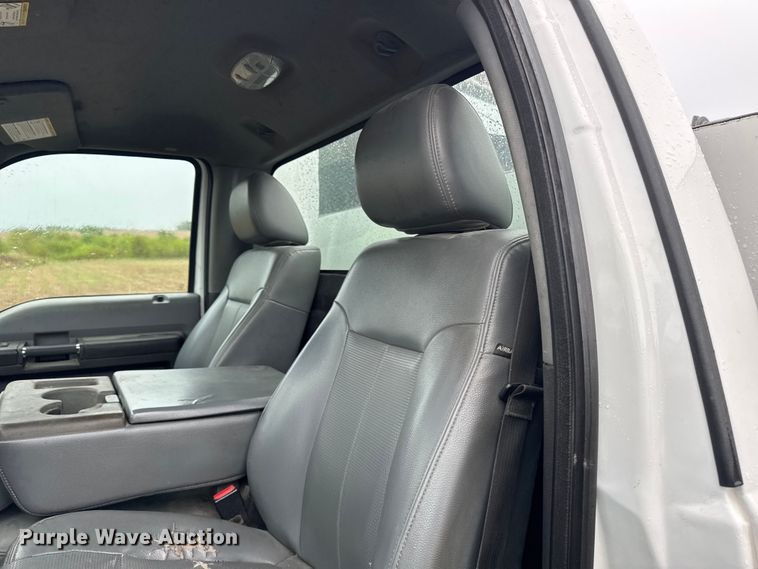 image for item EF2475 2014 Ford F550 Super Duty utility / service truck