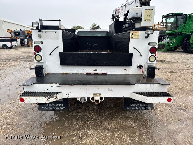 image for item EF2476 2013 Ford F550 Super Duty utility / service truck