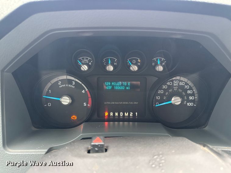 image for item EF2476 2013 Ford F550 Super Duty utility / service truck