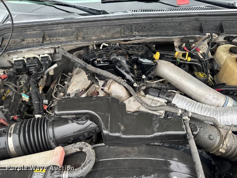 image for item EF2476 2013 Ford F550 Super Duty utility / service truck