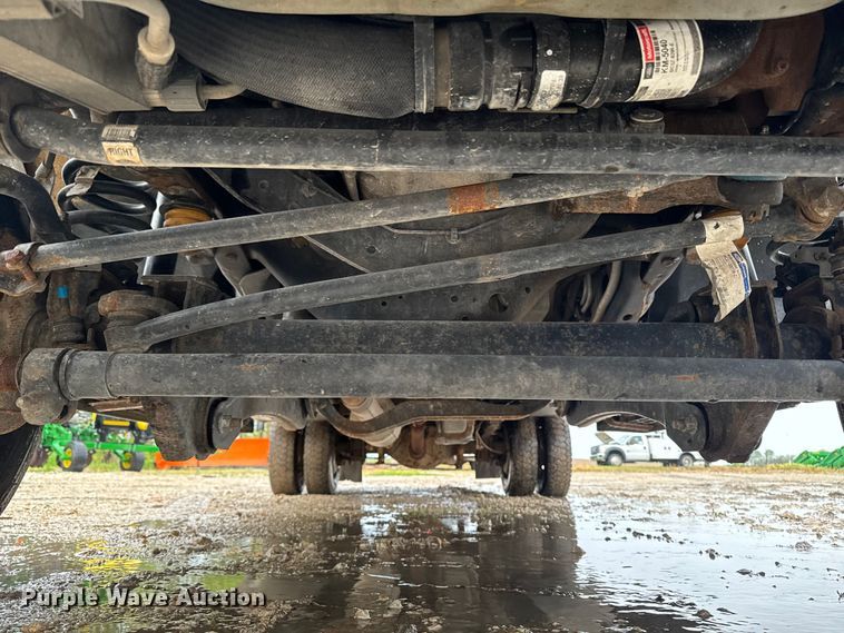 image for item EF2476 2013 Ford F550 Super Duty utility / service truck