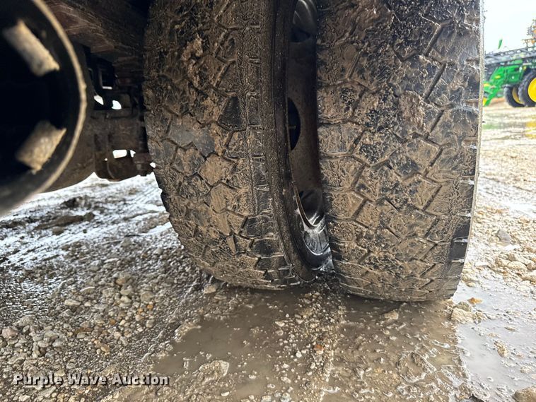 image for item EF2476 2013 Ford F550 Super Duty utility / service truck