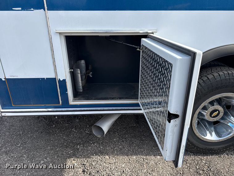 image for item EG2137 2011 Chevrolet Silverado 3500HD ambulance