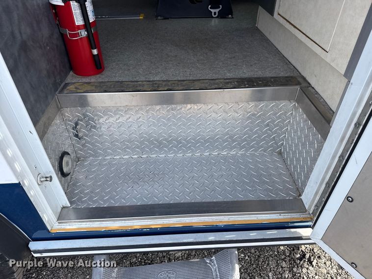 image for item EG2137 2011 Chevrolet Silverado 3500HD ambulance