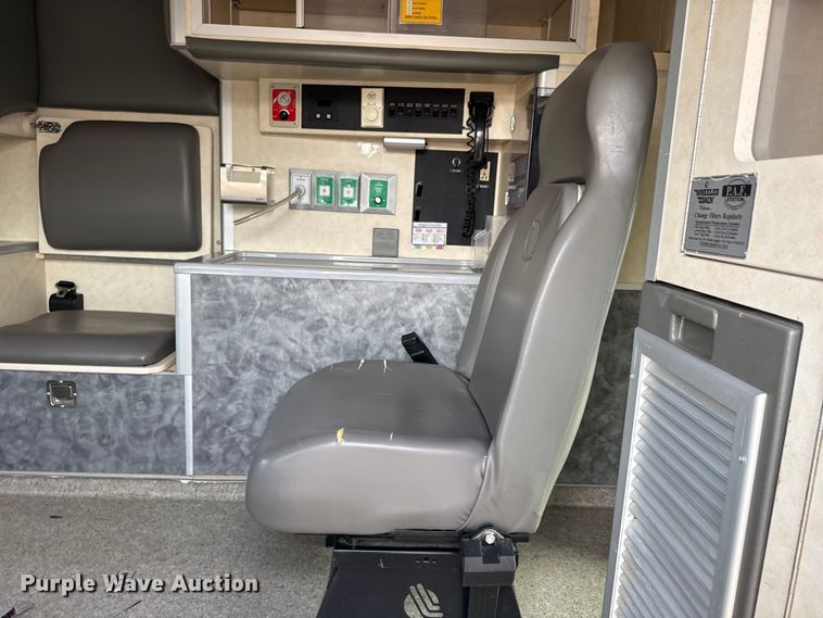 image for item EG2137 2011 Chevrolet Silverado 3500HD ambulance