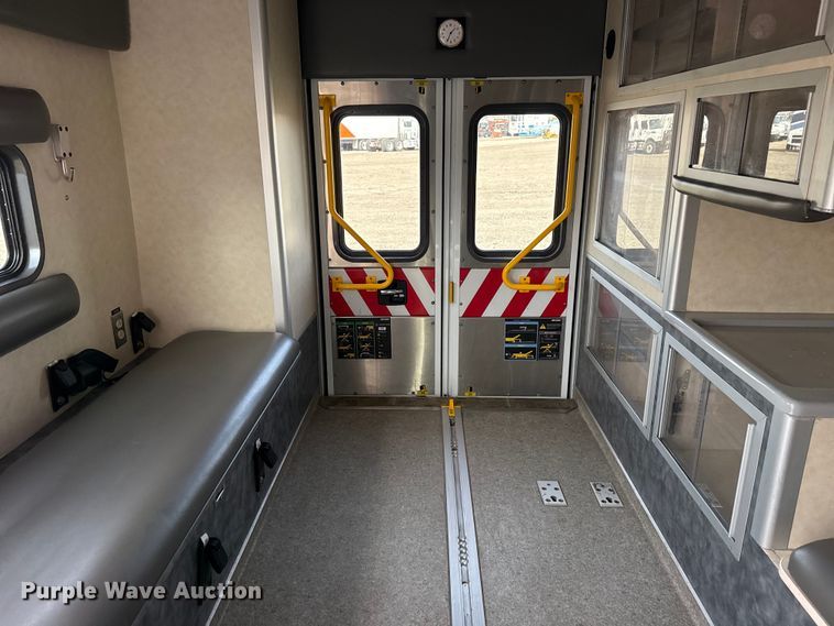 image for item EG2137 2011 Chevrolet Silverado 3500HD ambulance