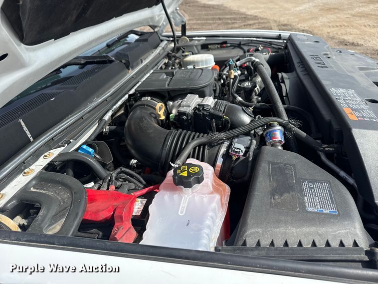 image for item EG2137 2011 Chevrolet Silverado 3500HD ambulance