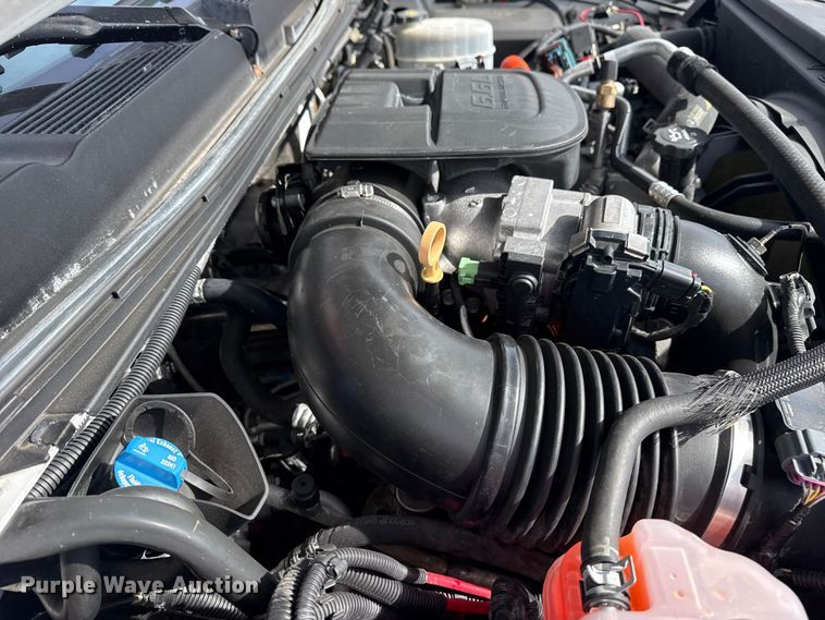 image for item EG2137 2011 Chevrolet Silverado 3500HD ambulance