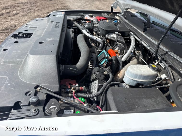 image for item EG2137 2011 Chevrolet Silverado 3500HD ambulance
