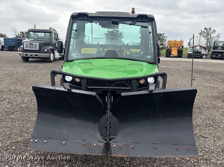 image for item EG8936 2020 John Deere XUV835M utility vehicle