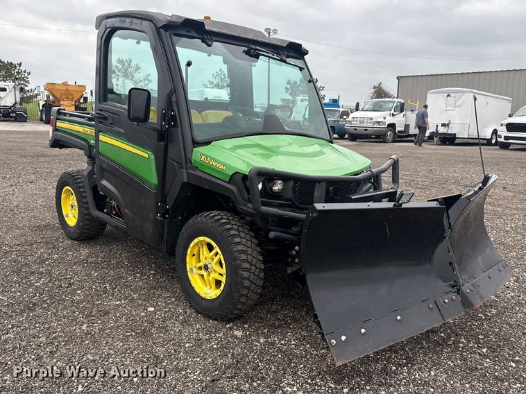 image for item EG8936 2020 John Deere XUV835M utility vehicle