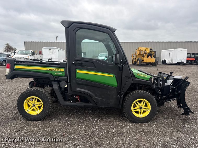 image for item EG8936 2020 John Deere XUV835M utility vehicle