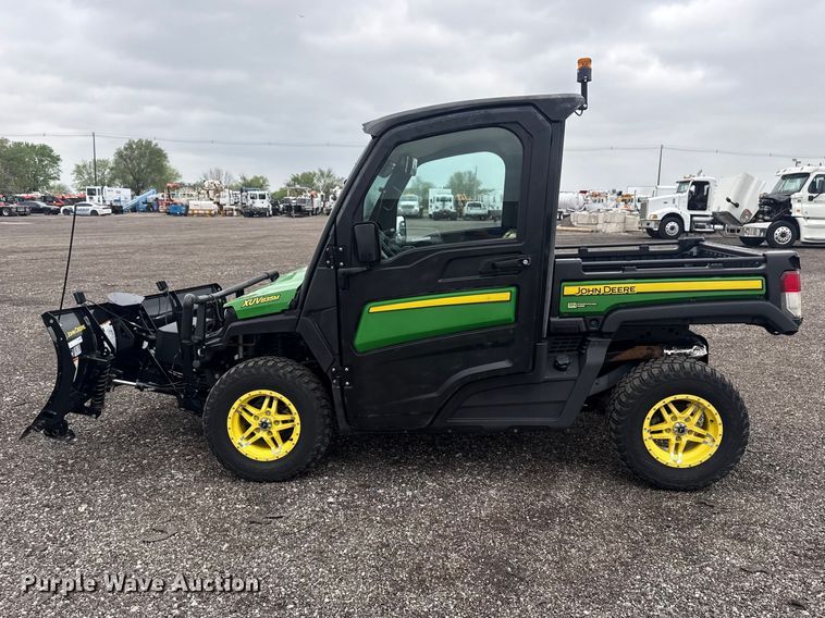 image for item EG8936 2020 John Deere XUV835M utility vehicle