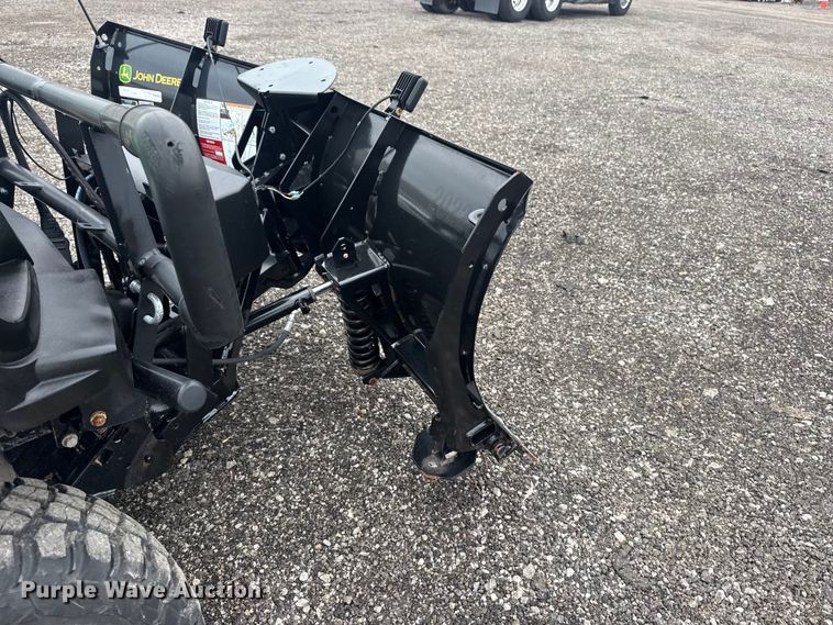 image for item EG8936 2020 John Deere XUV835M utility vehicle