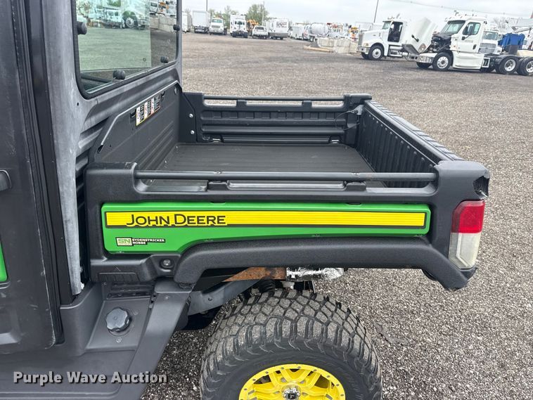 image for item EG8936 2020 John Deere XUV835M utility vehicle