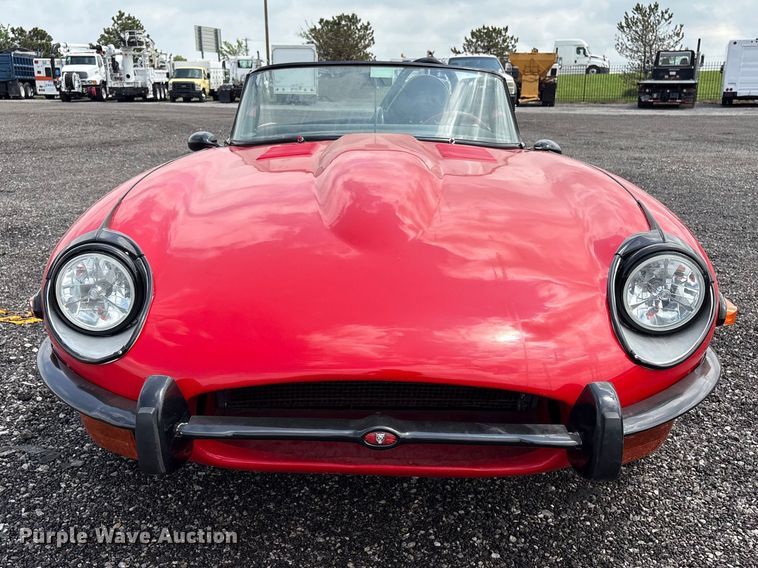 image for item EG8978 1973 Jaguar E Type convertible