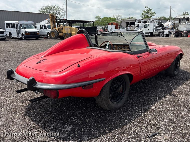 image for item EG8978 1973 Jaguar E Type convertible