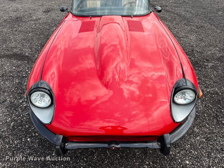 image for item EG8978 1973 Jaguar E Type convertible