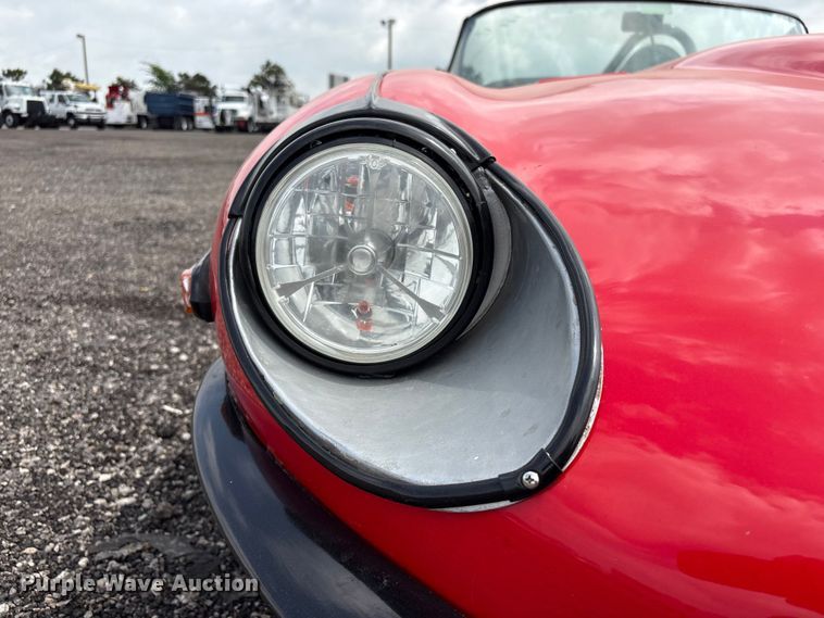 image for item EG8978 1973 Jaguar E Type convertible