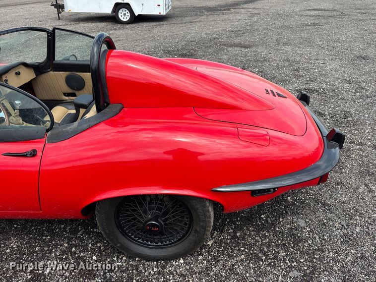 image for item EG8978 1973 Jaguar E Type convertible