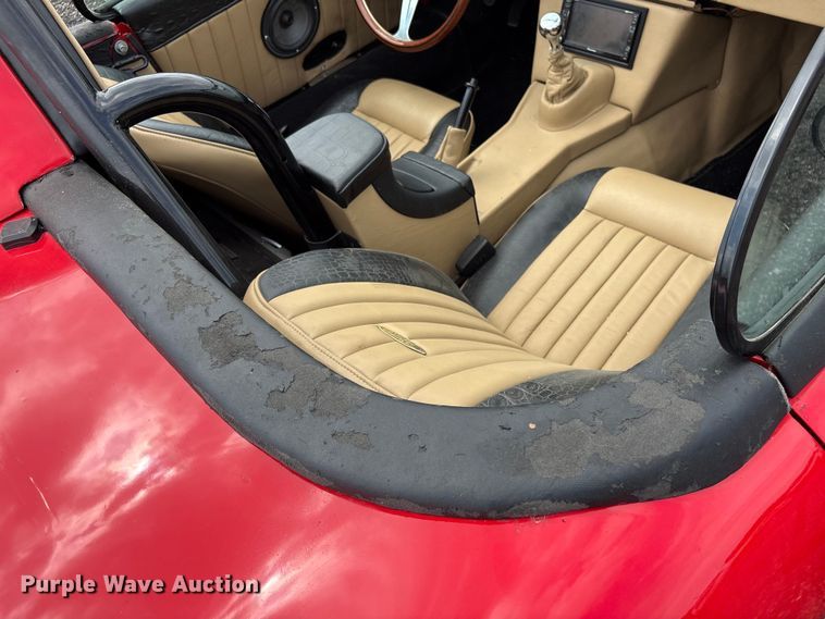 image for item EG8978 1973 Jaguar E Type convertible