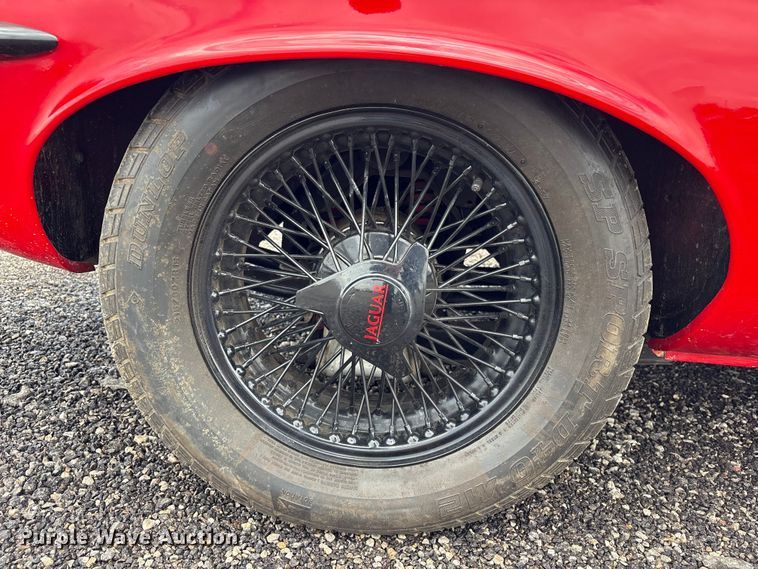 image for item EG8978 1973 Jaguar E Type convertible