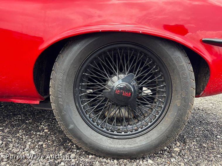 image for item EG8978 1973 Jaguar E Type convertible