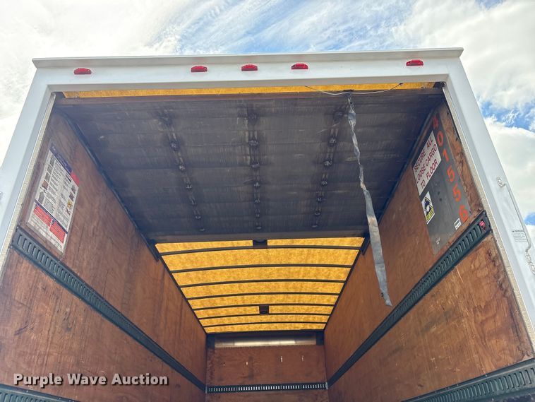 image for item EG9067 2005 Freightliner Business Class M2 box truck
