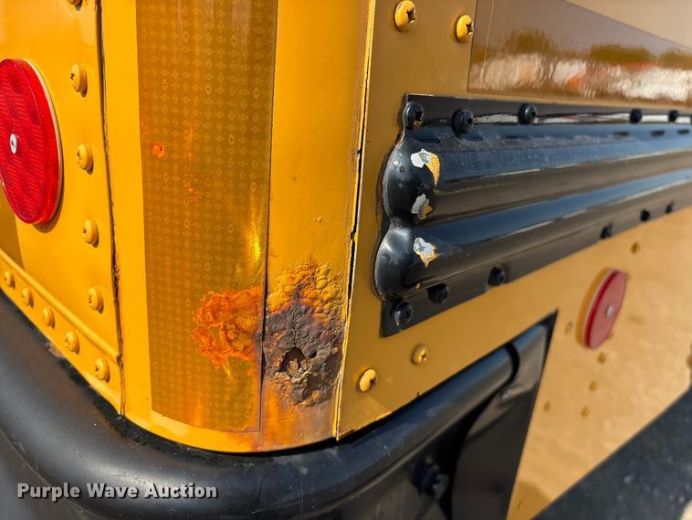 image for item EG9087 2011 Thomas Built MVP-EF school bus