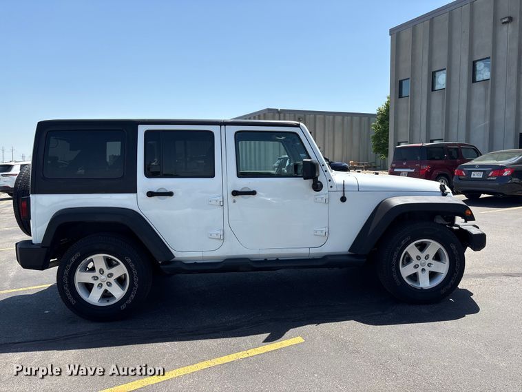 image for item EI5818 2015 Jeep Wrangler Unlimited SUV
