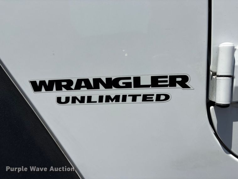 image for item EI5818 2015 Jeep Wrangler Unlimited SUV