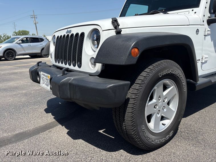 image for item EI5818 2015 Jeep Wrangler Unlimited SUV