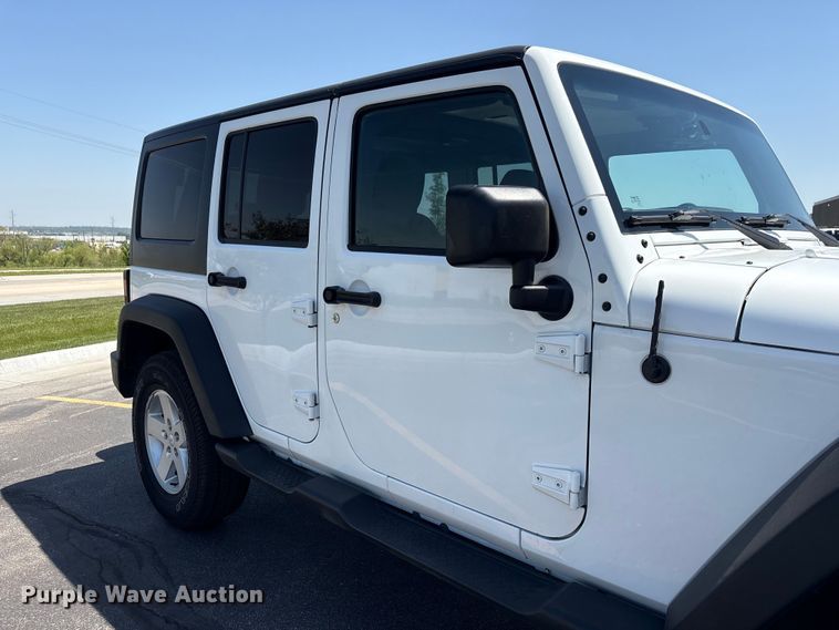 image for item EI5818 2015 Jeep Wrangler Unlimited SUV