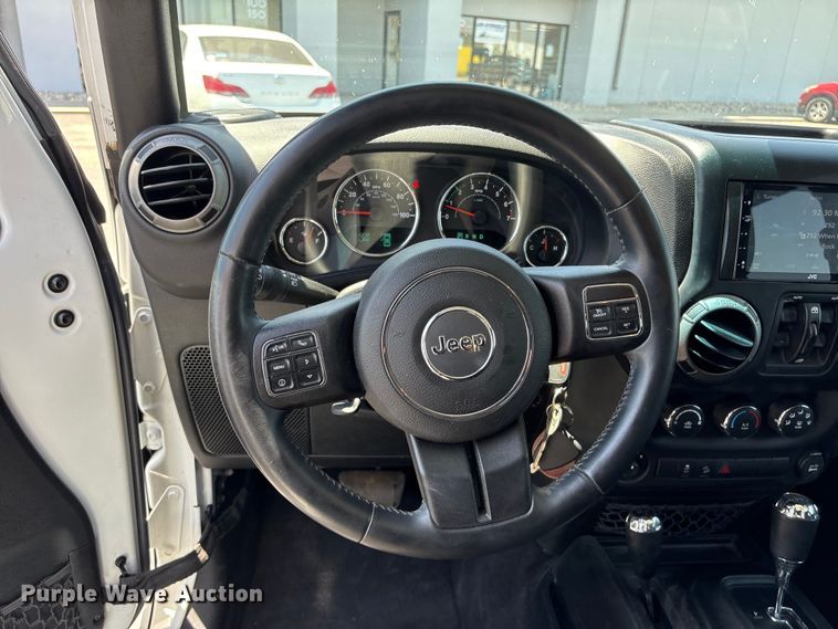 image for item EI5818 2015 Jeep Wrangler Unlimited SUV