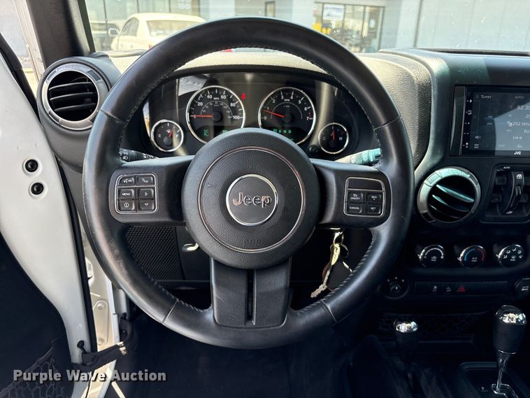 image for item EI5818 2015 Jeep Wrangler Unlimited SUV