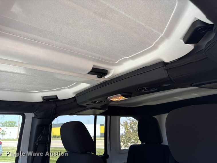 image for item EI5818 2015 Jeep Wrangler Unlimited SUV