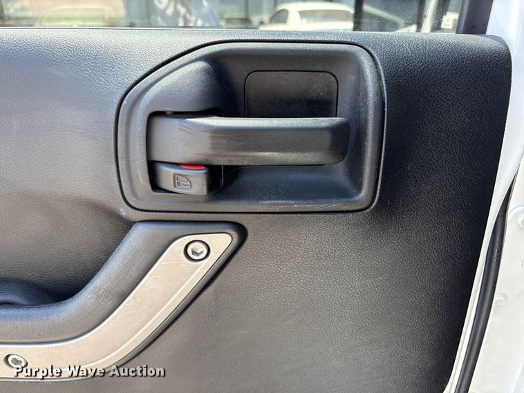 image for item EI5818 2015 Jeep Wrangler Unlimited SUV