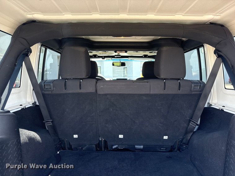 image for item EI5818 2015 Jeep Wrangler Unlimited SUV