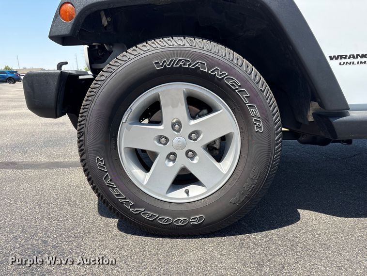 image for item EI5818 2015 Jeep Wrangler Unlimited SUV